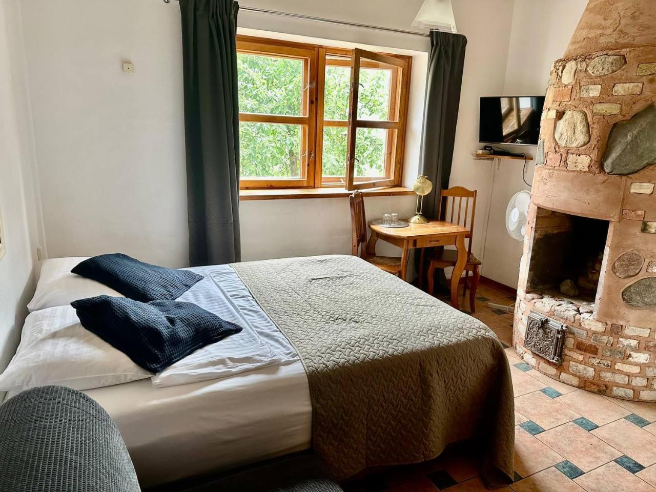 House Of Sun Bed and Breakfast VNO Exteriör bild
