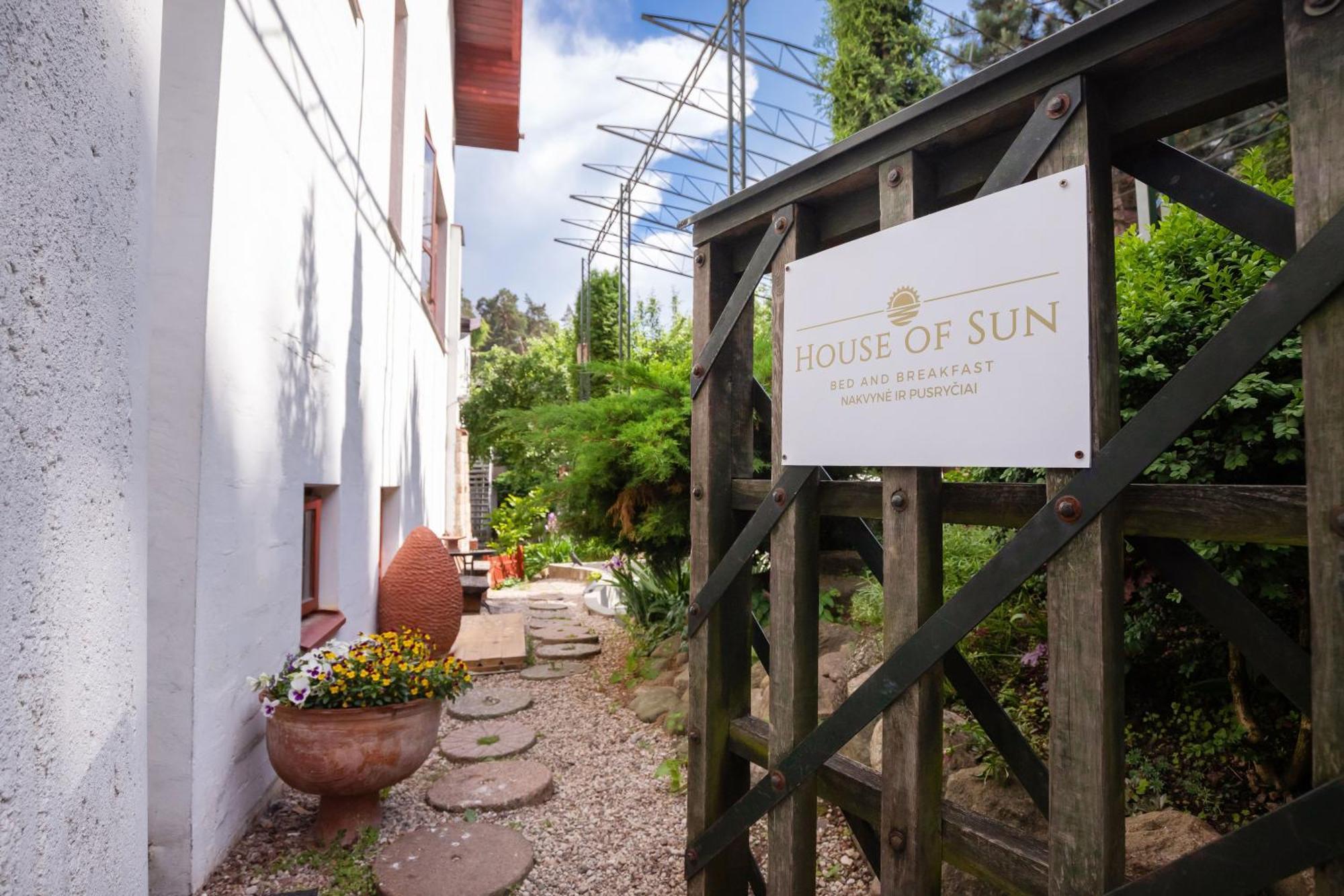 House Of Sun Bed and Breakfast VNO Exteriör bild